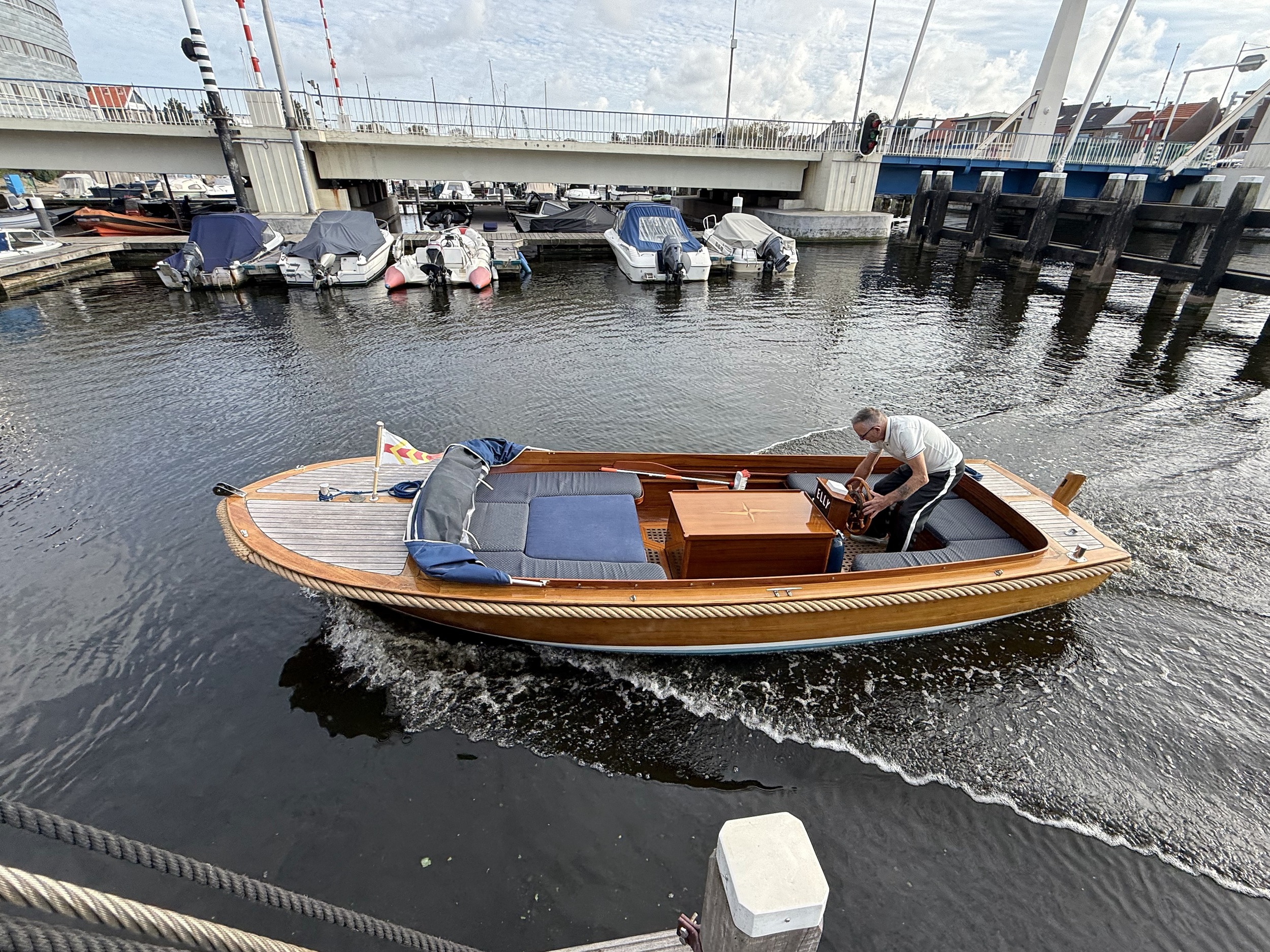 Spiegelsloep A.W. 195 — foto 10 van 24
