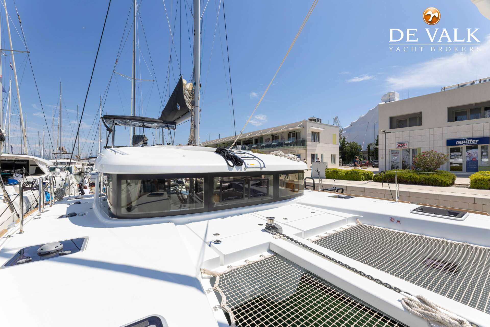 Lagoon 40 — foto 6 van 23