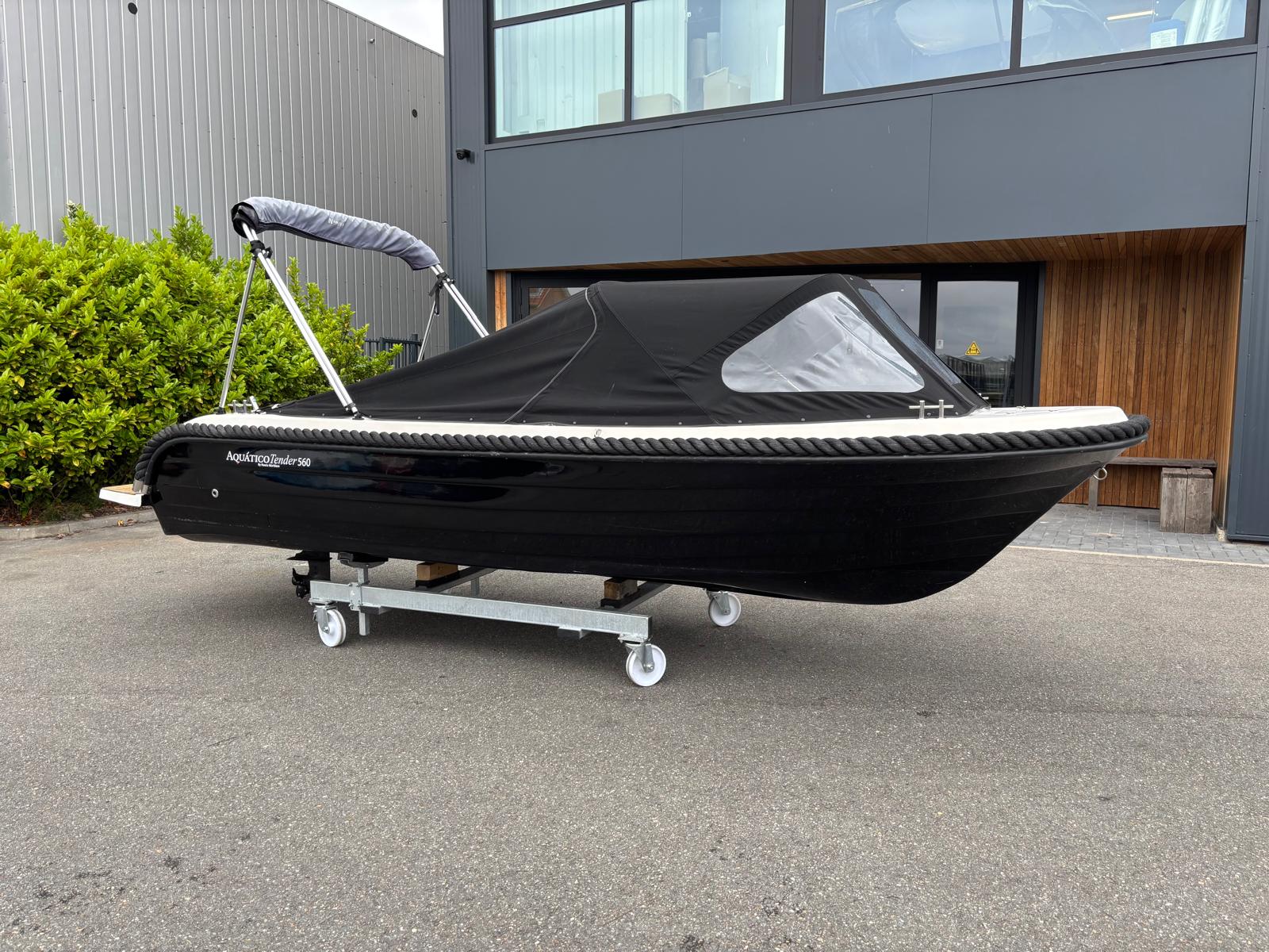 Suzuki Aquatico Tender 560 — foto 2 van 12