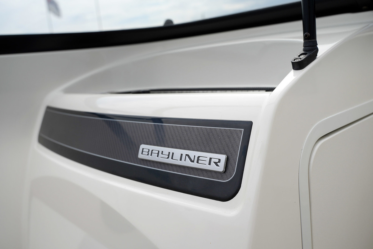 Bayliner VR4 — foto 19 van 36
