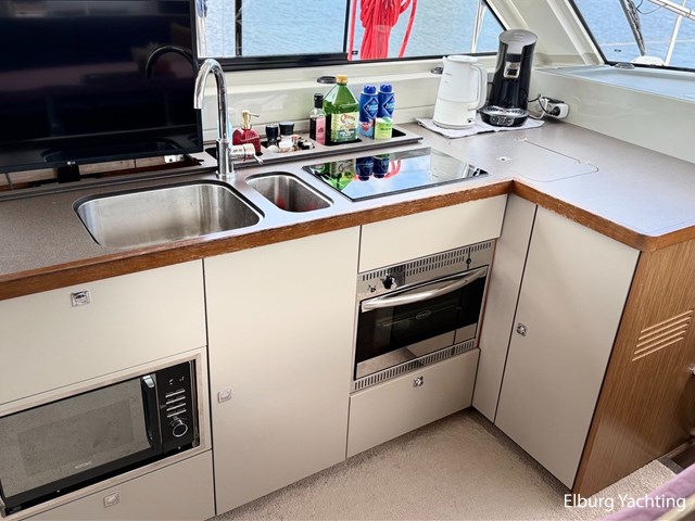 Bavaria E40 Flybridge — foto 17 van 87