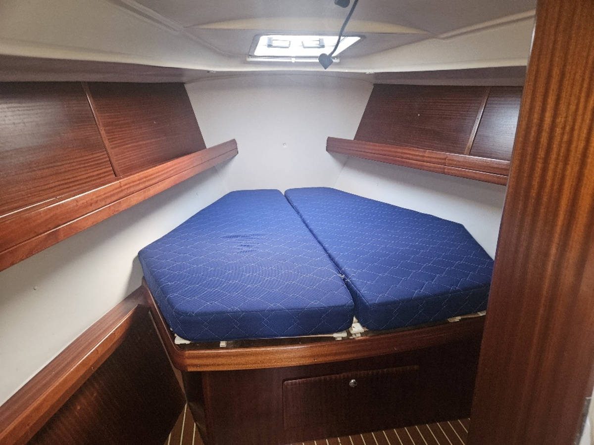 Bavaria 42 Cruiser — foto 9 van 28