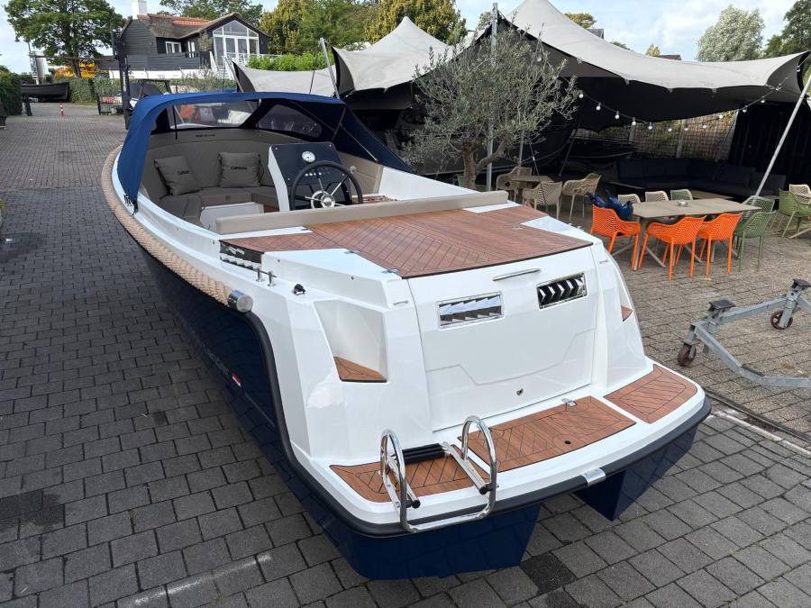 Corsiva 650 Tender Vaarklaar suzuki 30pk ACTIE   — foto 4 van 6
