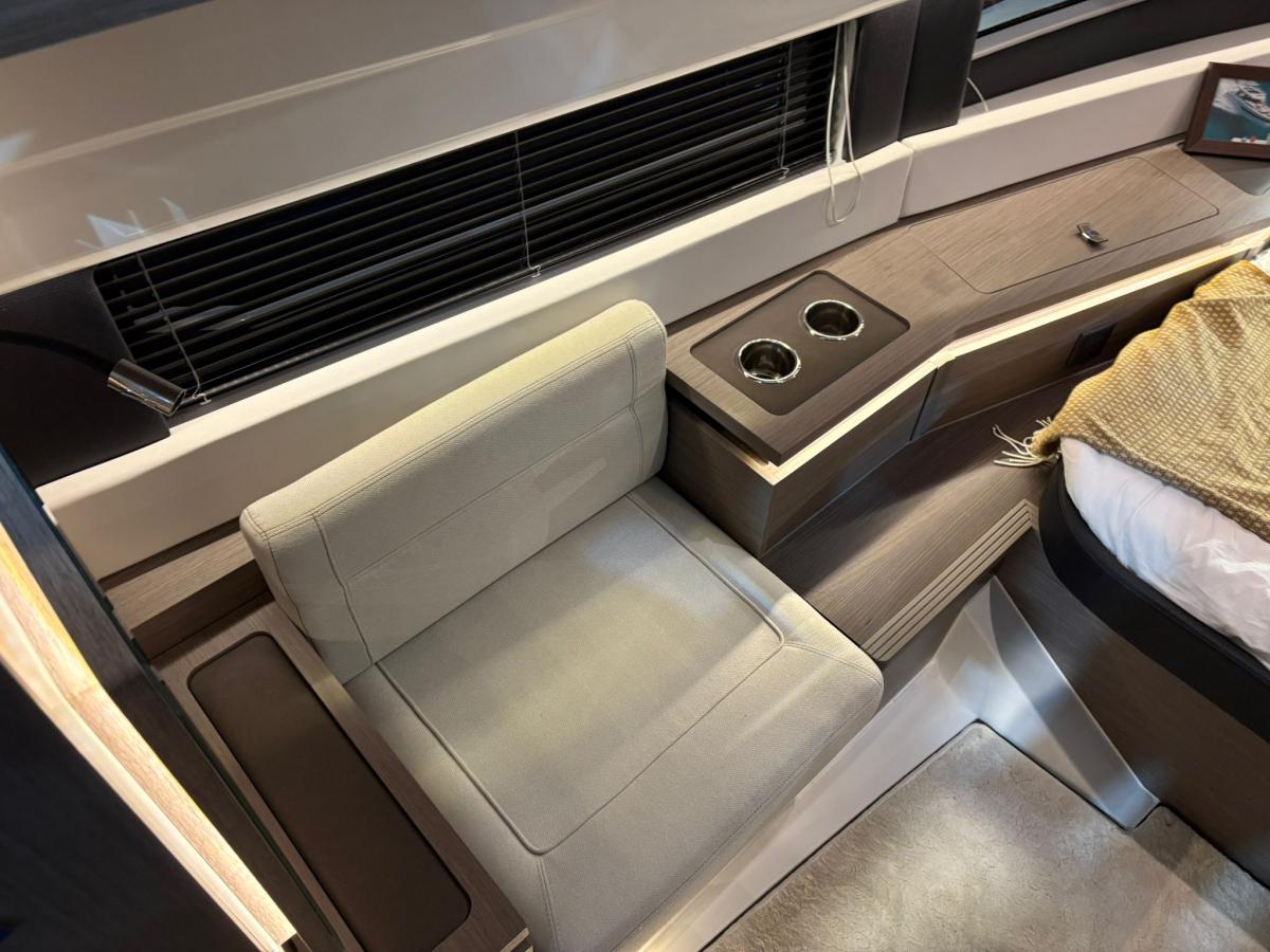 WELLCRAFT 38 EXPLORER — foto 13 van 30