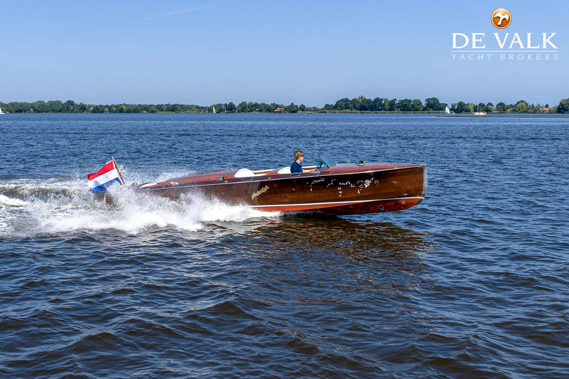 Hacker-Craft Triple Cockpit Runabout — foto 11 van 33