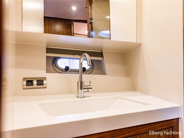 Van den Hoven Executive 18.50 - Stabilizers — foto 42 van 100
