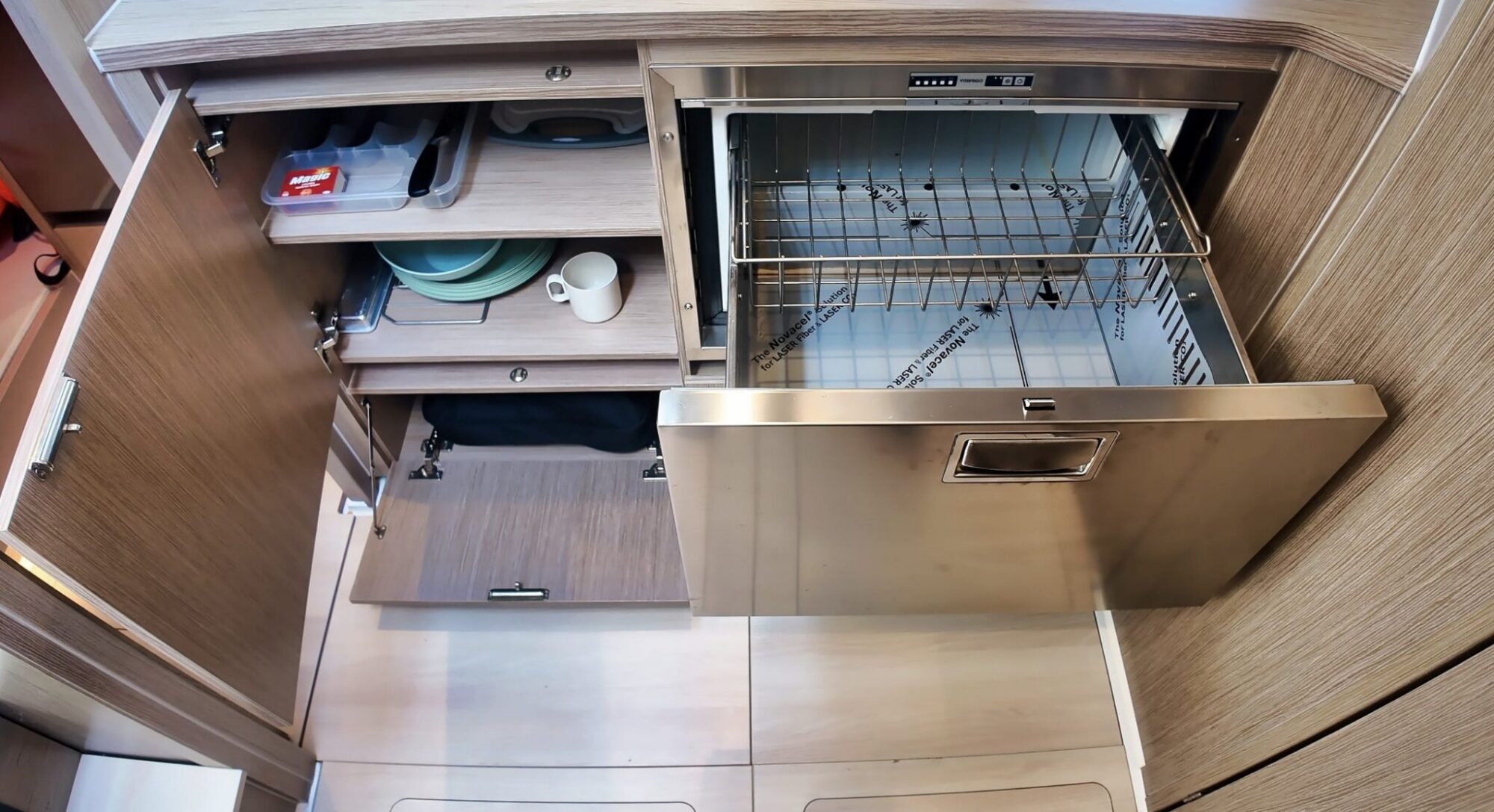 Sealine S335 — foto 22 van 28