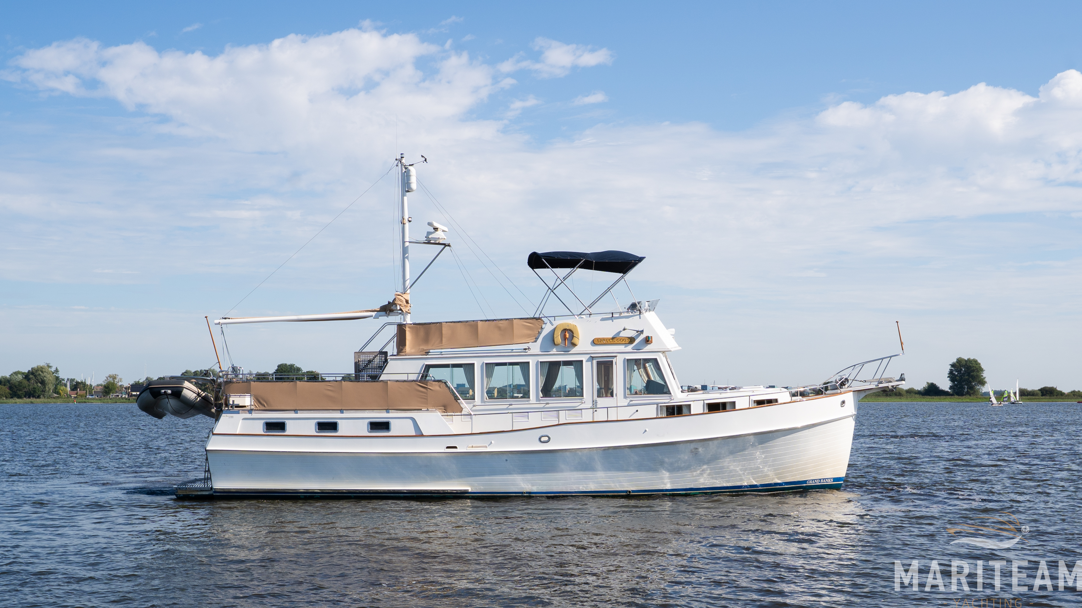 hoofdmotor(en): Grand Banks 49 Motoryacht 'Spruce Goose' — foto 1 van 7