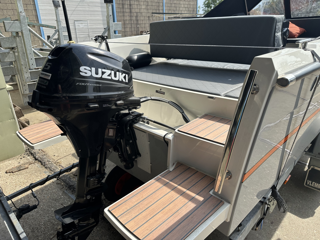 Namare 560 - Rebel - Suzuki 15/20 PK - Vlemmix trailer — foto 10 van 13