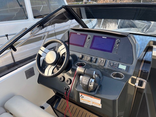 Quicksilver 875 Sundeck Active — foto 39 van 60