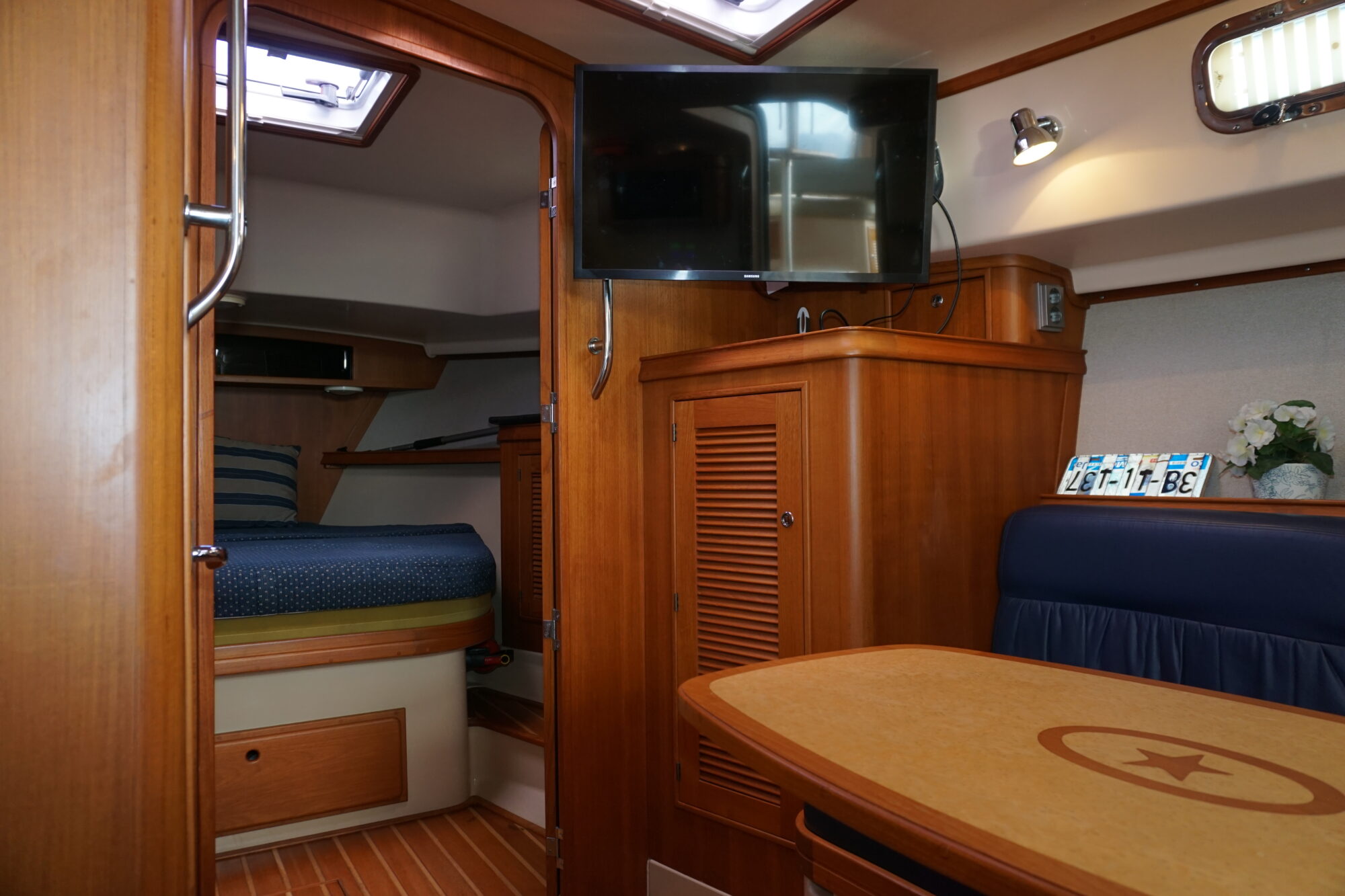 Island Packet Craft 360 Express — foto 29 van 52
