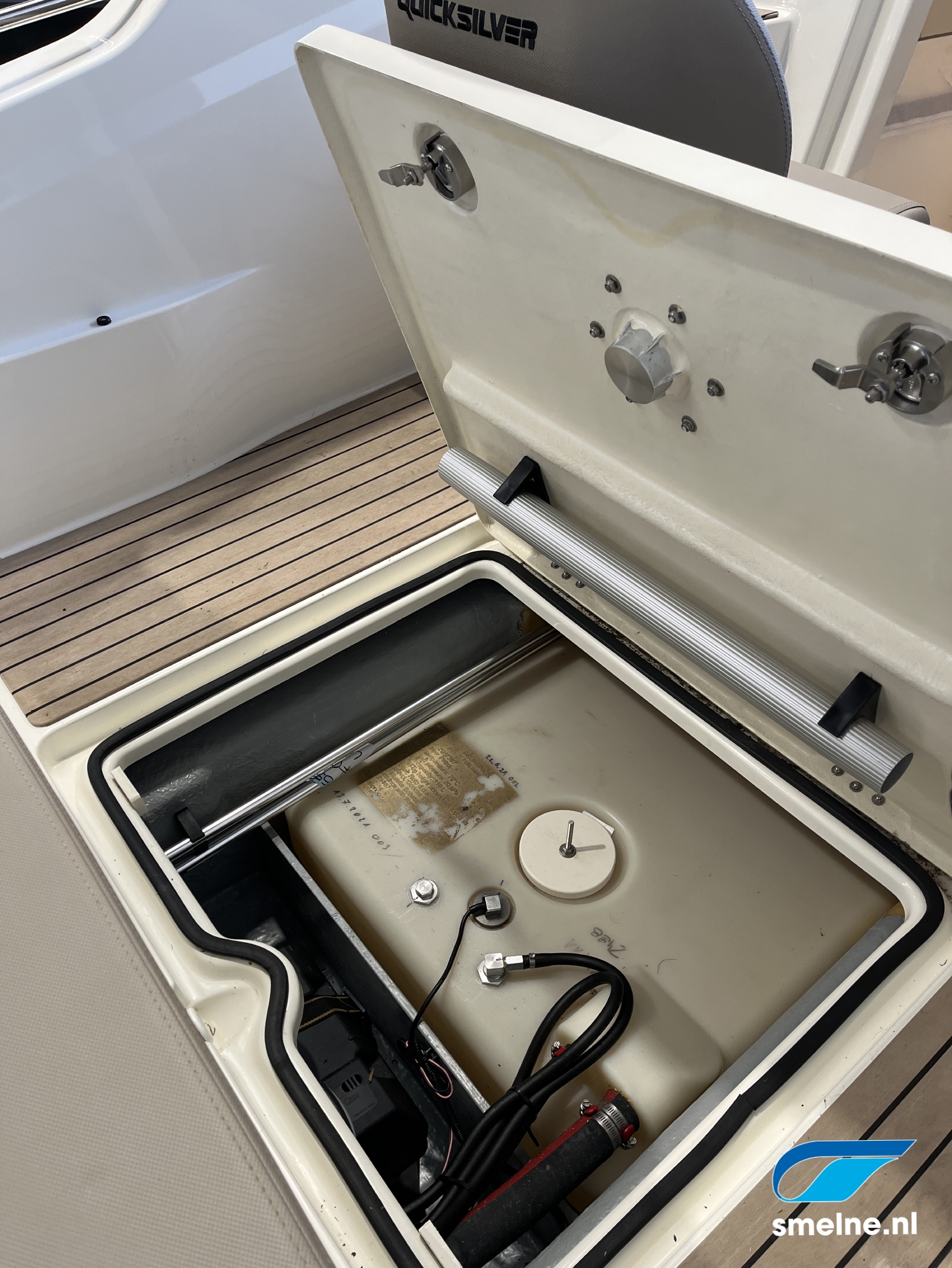 Quicksilver ACTIV 555 CABIN — foto 18 van 29