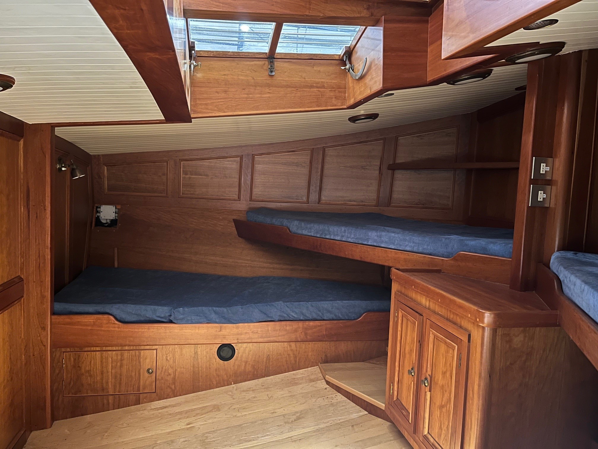 Lemsteraak Zilveren Zwaan - Hoek Design Roefuitvoering — foto 17 van 31