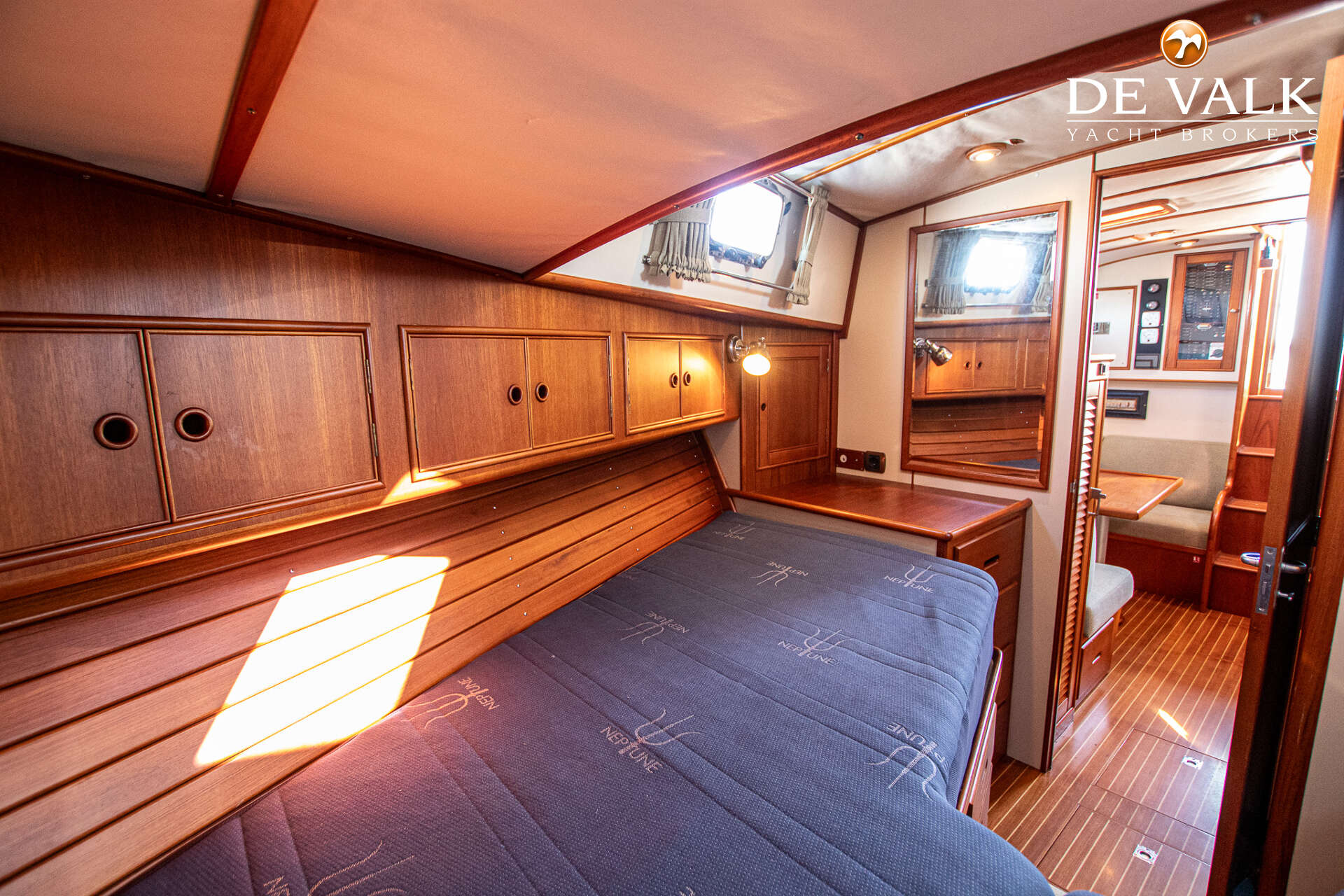 Grand Banks 38 Eastbay EX — foto 32 van 37