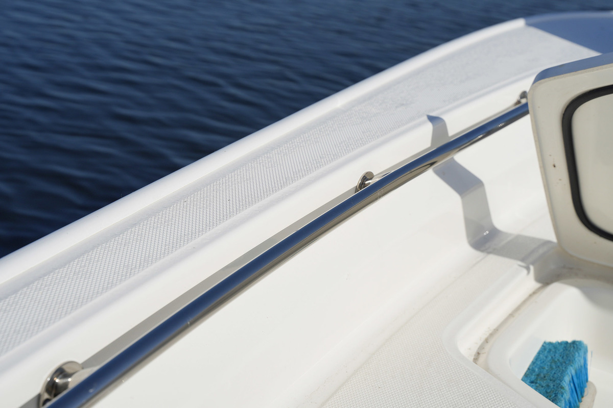 Boston Whaler 210 Montauk — foto 30 van 50
