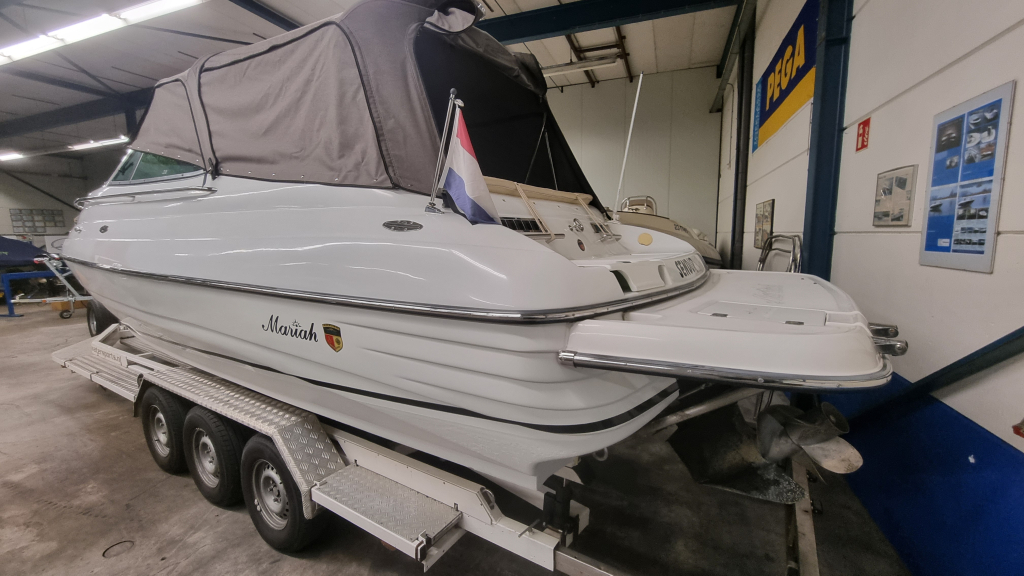 Mariah Z258 Shabah met MerCruiser 7,4 MPI DuoProp met 310pk (BOMVOL!) — foto 5 van 31