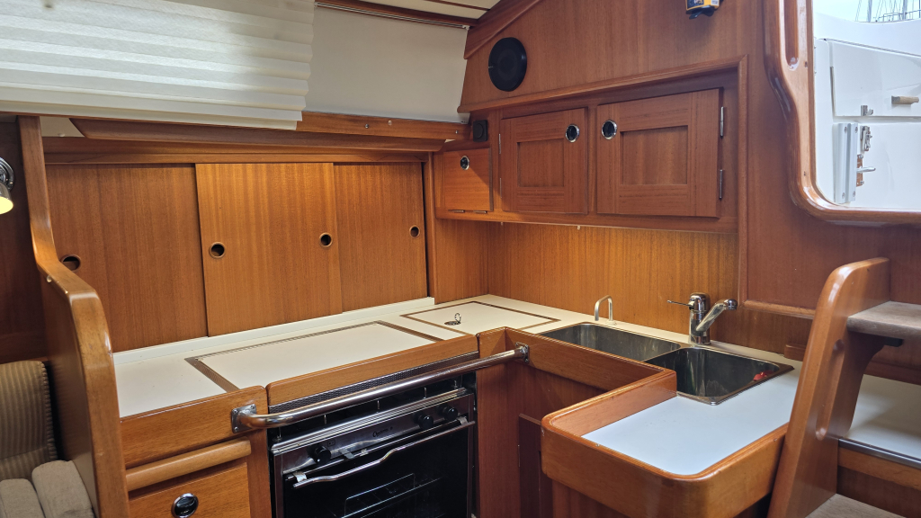 Hallberg Rassy 36 MKII — foto 21 van 33