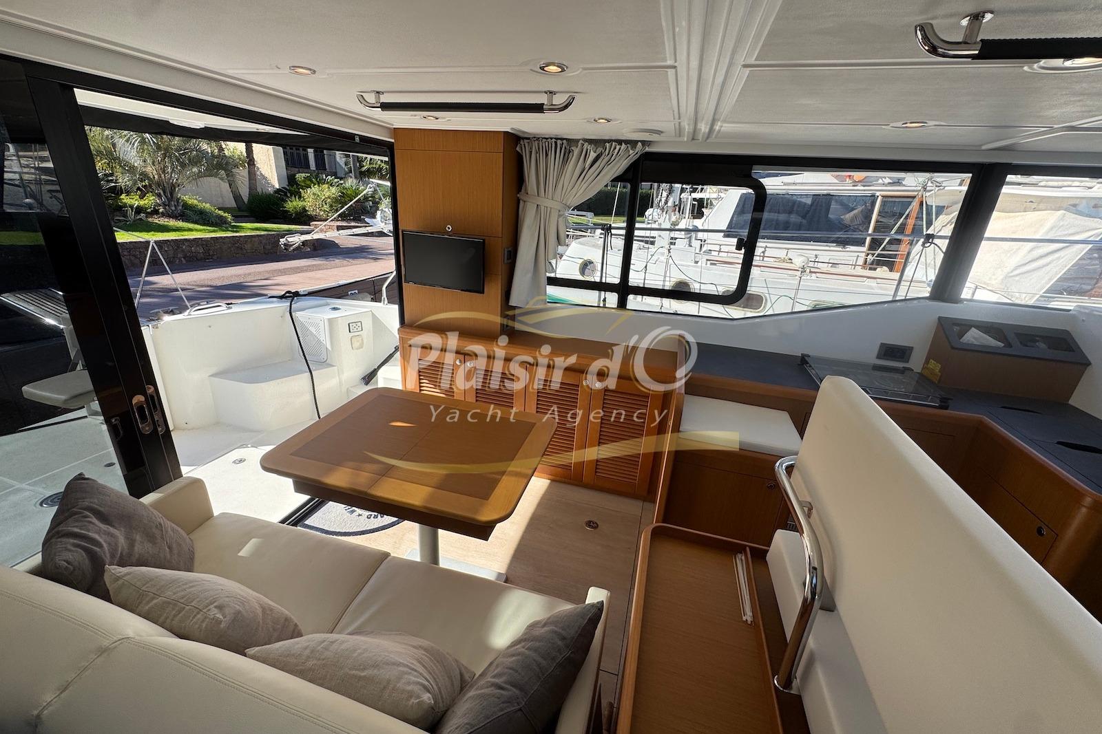 Beneteau Swift Trawler 35 — foto 38 van 57