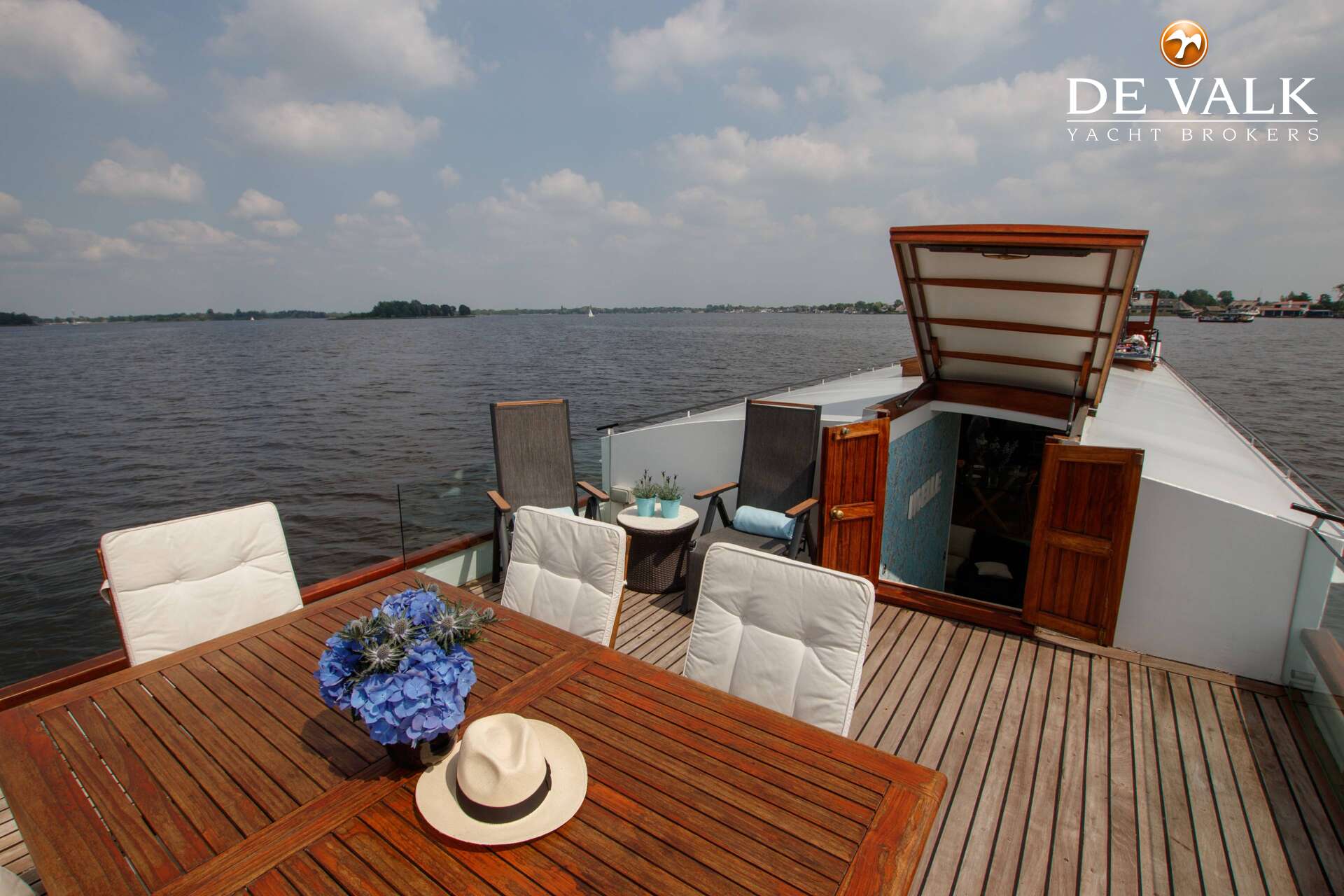 Houseboat Waterloft Luxemotor Spitz 38M — foto 17 van 44