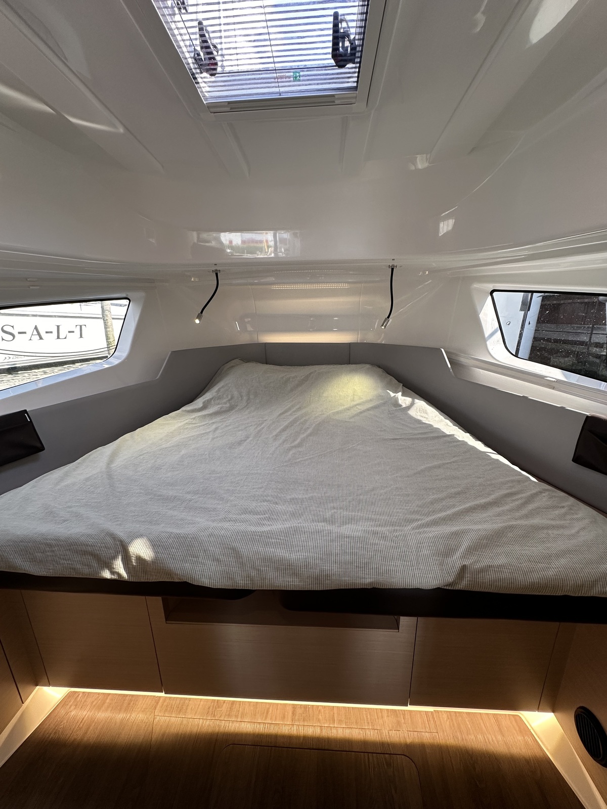 Delphia Yachts Delphia 10 Sedan ELEKTRISCH — foto 10 van 12