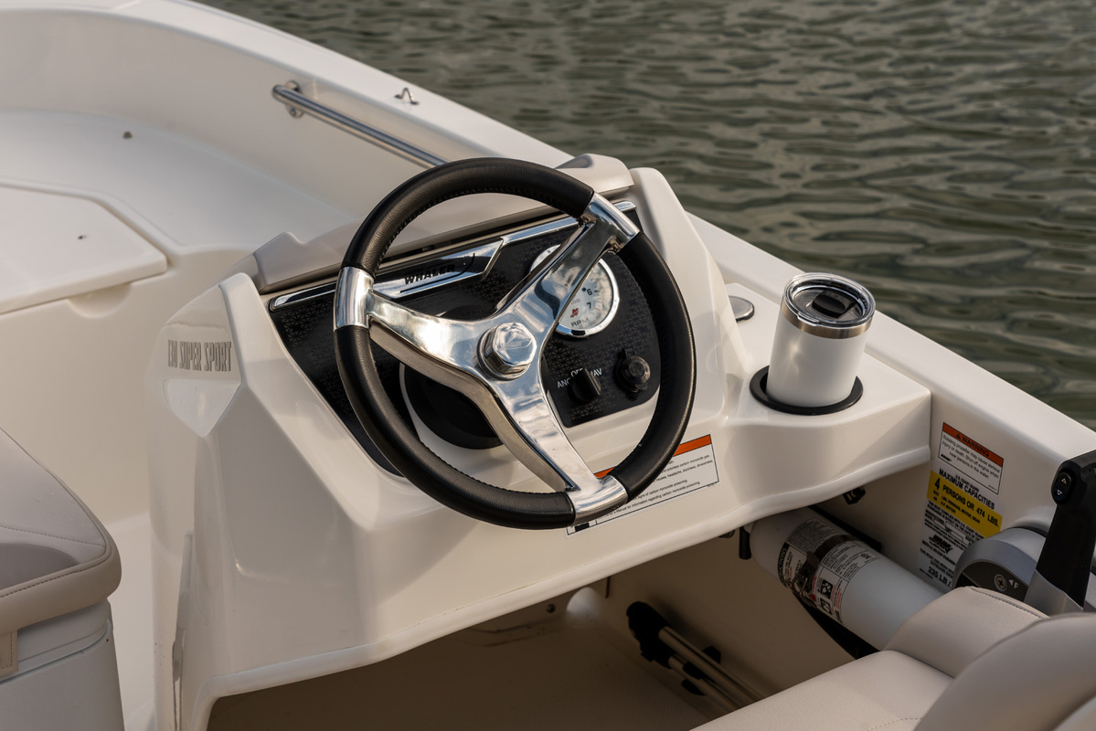 Boston Whaler 130 Super Sport — foto 10 van 18