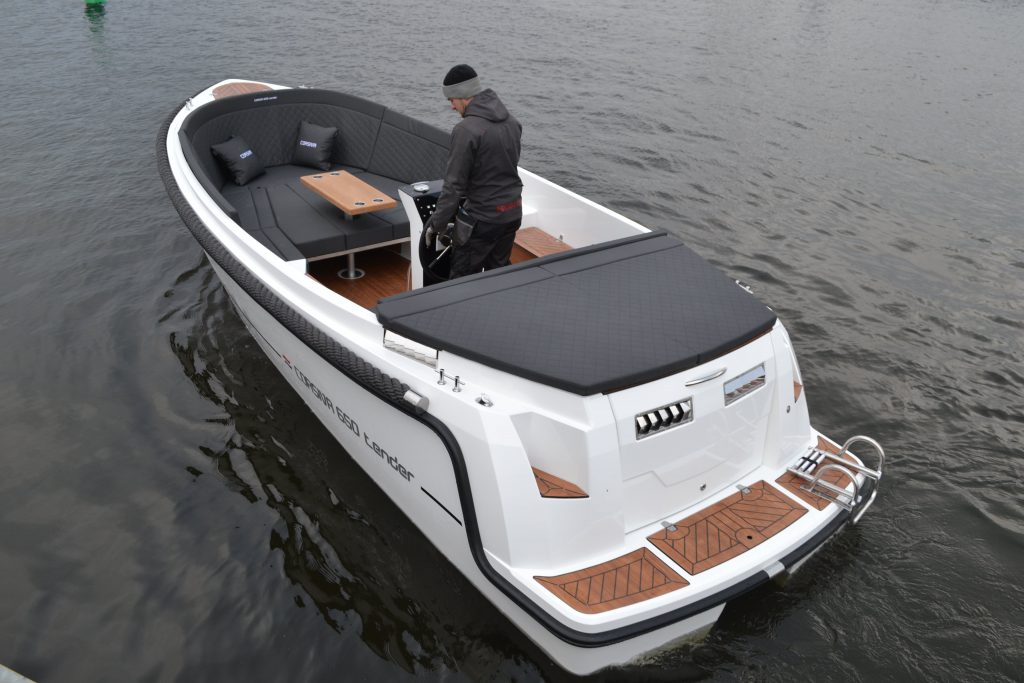 Corsiva 650 tender DE GROOTSTE SLOEPENSHOWROOM VAN NEDERLAND — foto 8 van 8