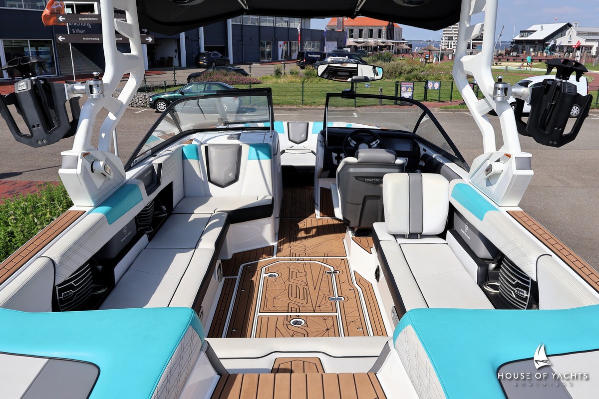 Nautique Super Air Nautique G25 — foto 3 van 12