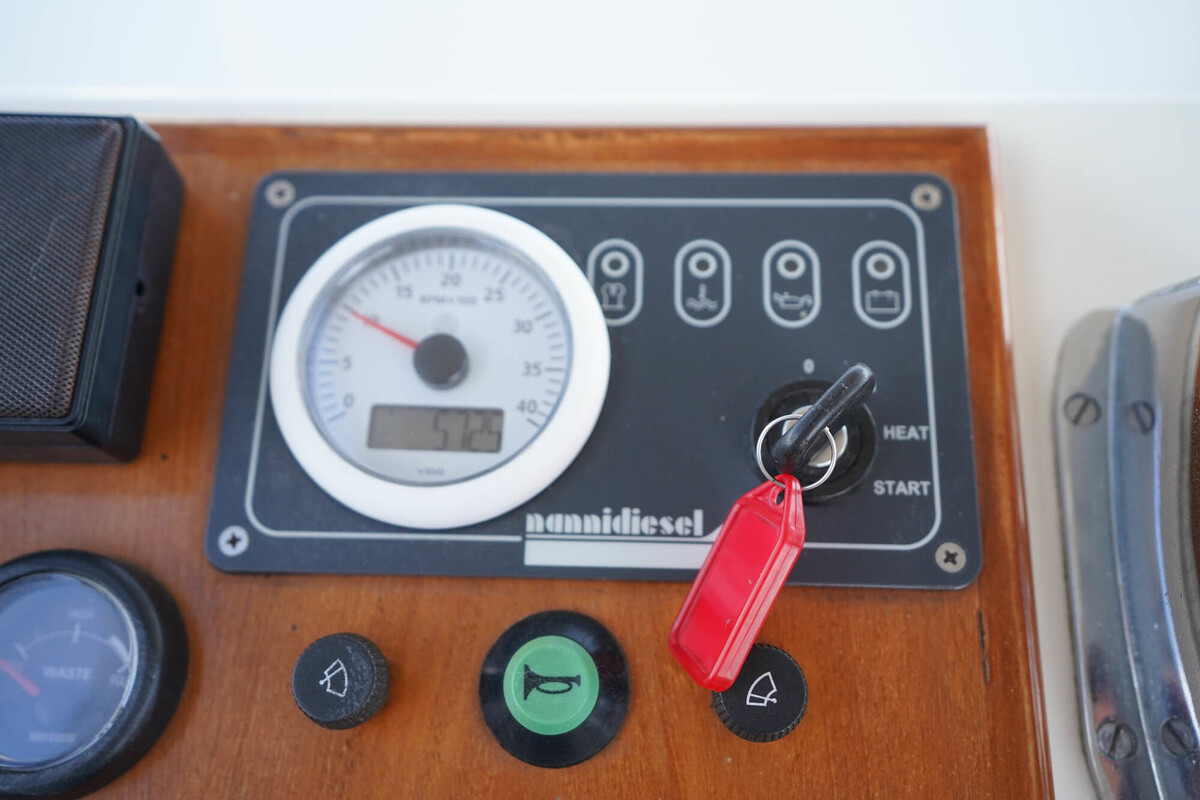 Vedette 8.20 V/OK — foto 24 van 47
