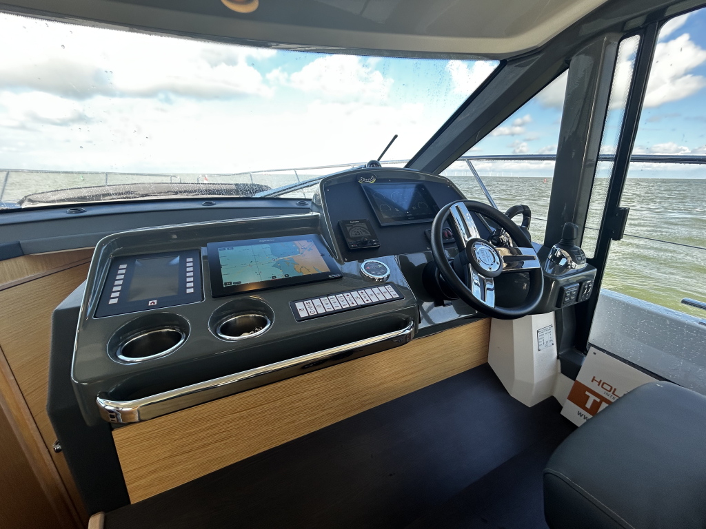 Bavaria Motor Boats R40 Coupé — foto 32 van 51
