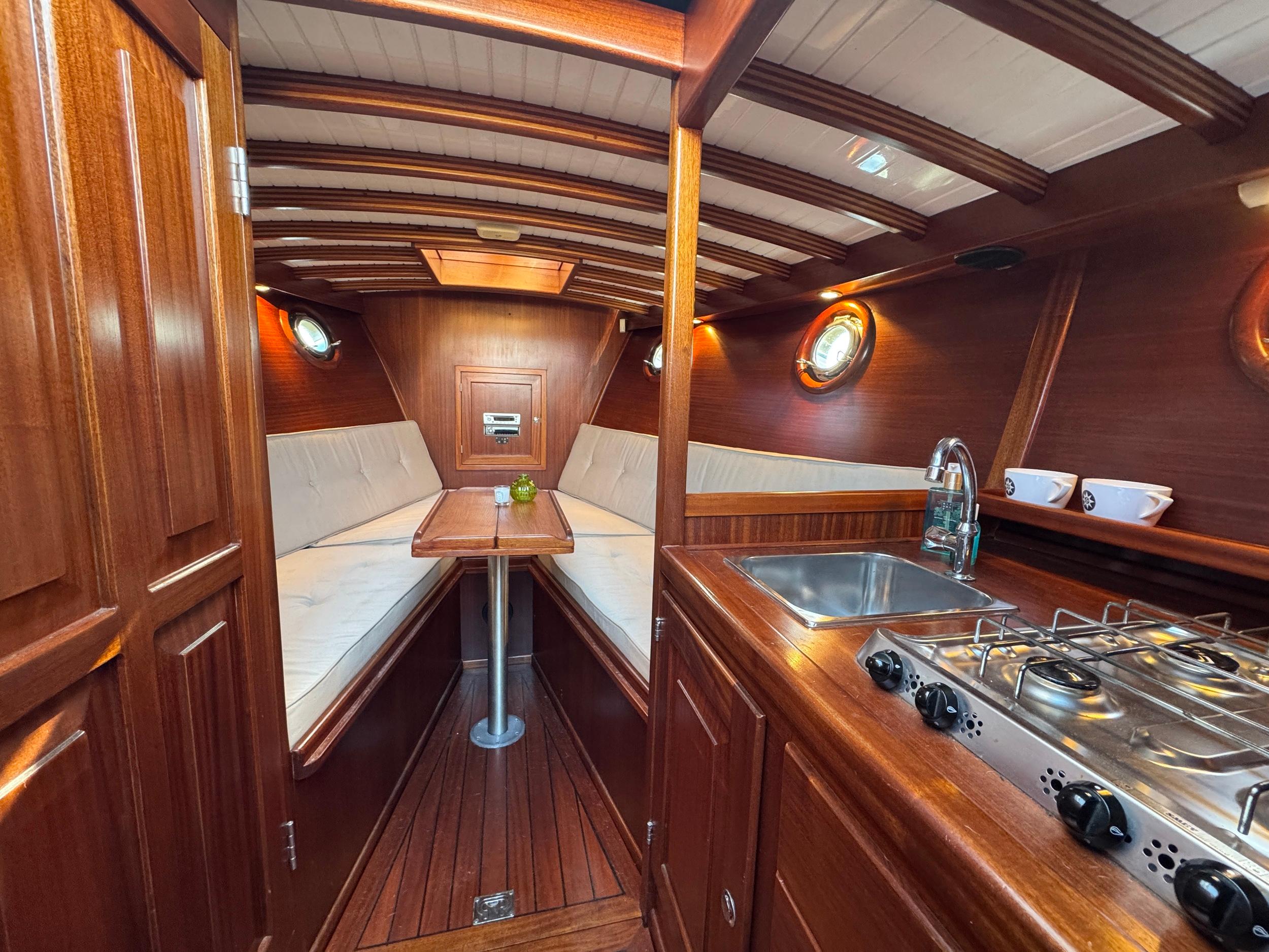 Rapsody 29 Ft. OC-F — foto 16 van 36
