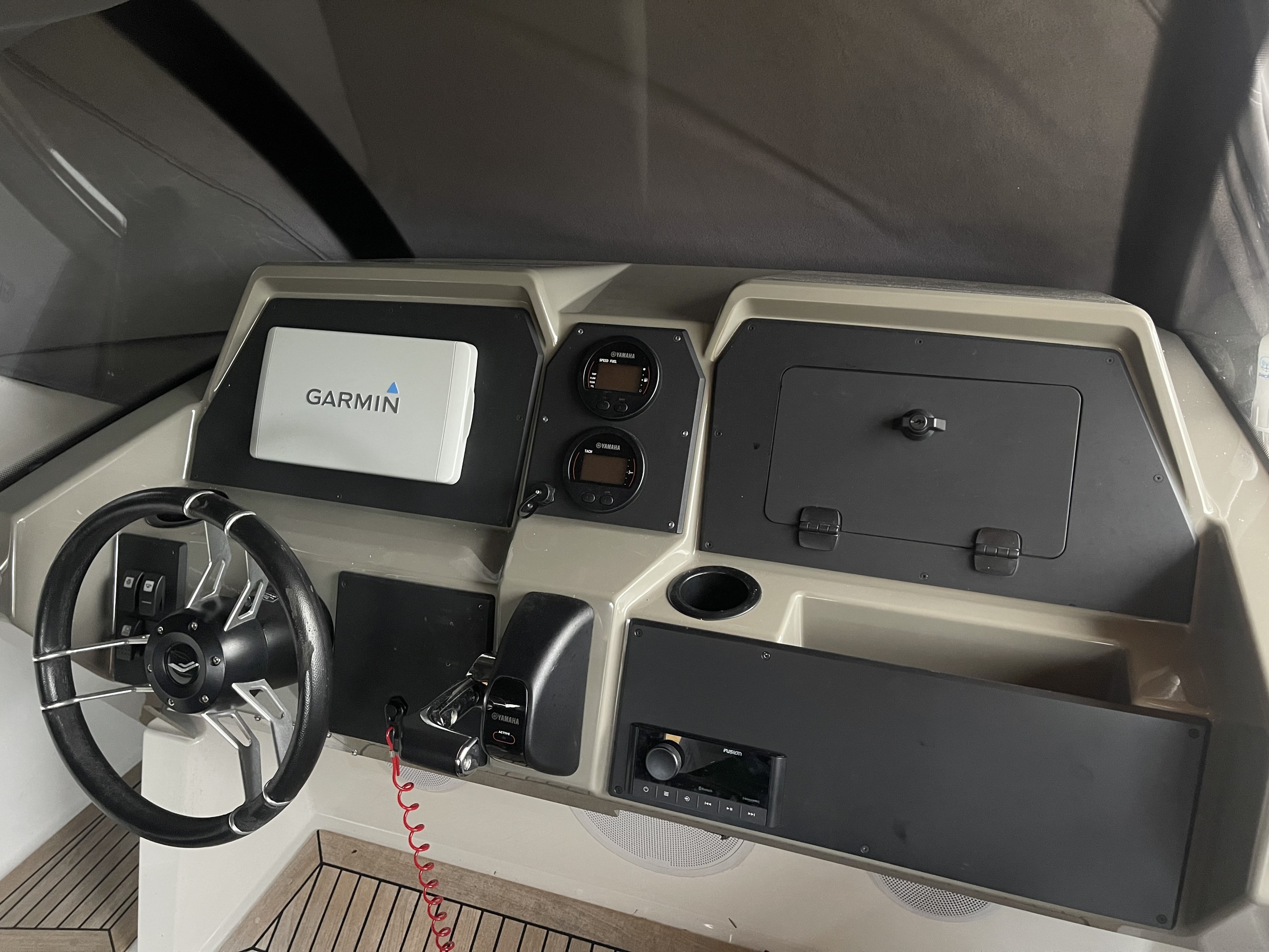 Finnmaster S6 Met Yamaha 150pk (uit 2020) — foto 7 van 29