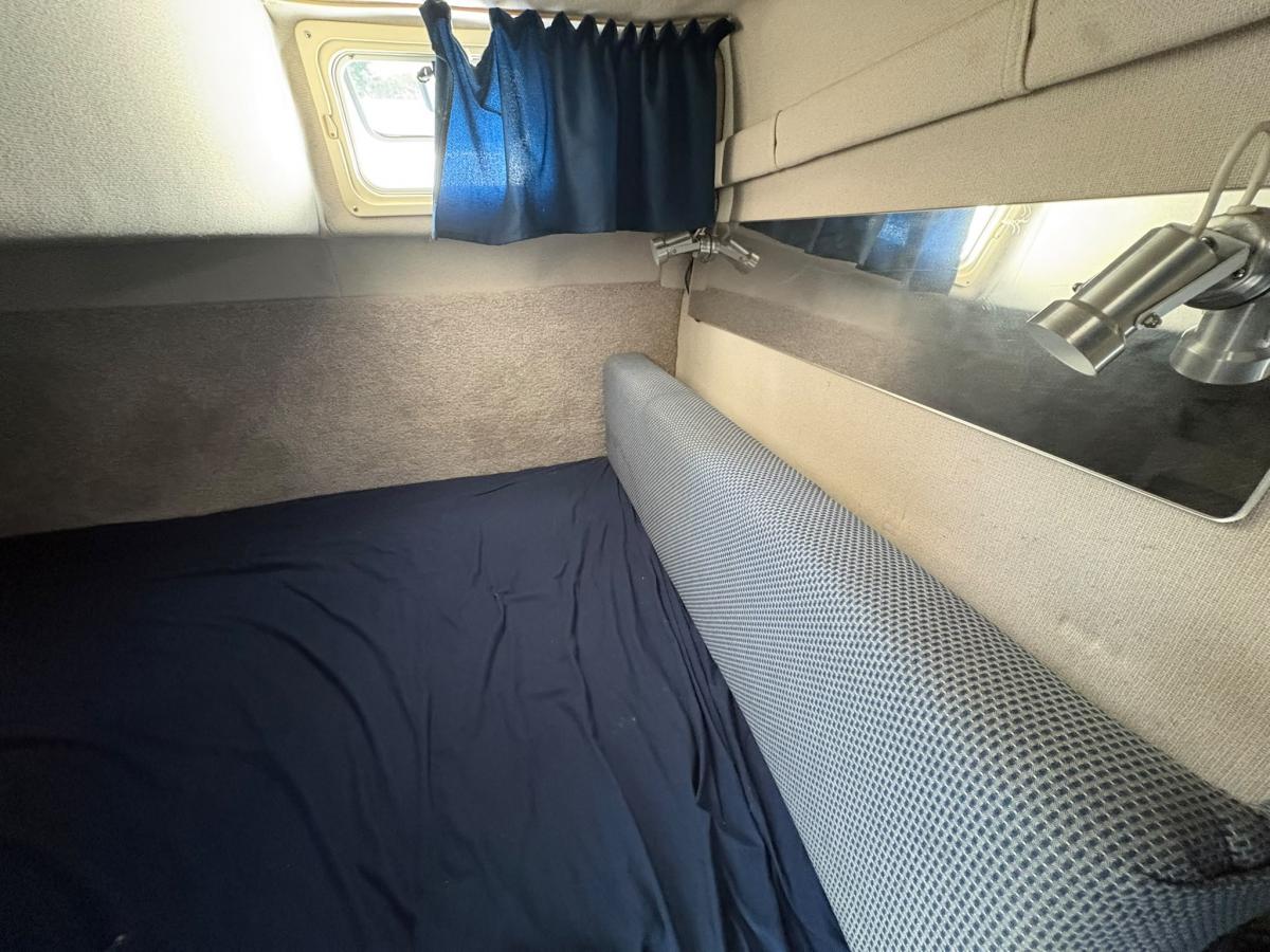 Rinker 260 FIESTA FEE — foto 18 van 27