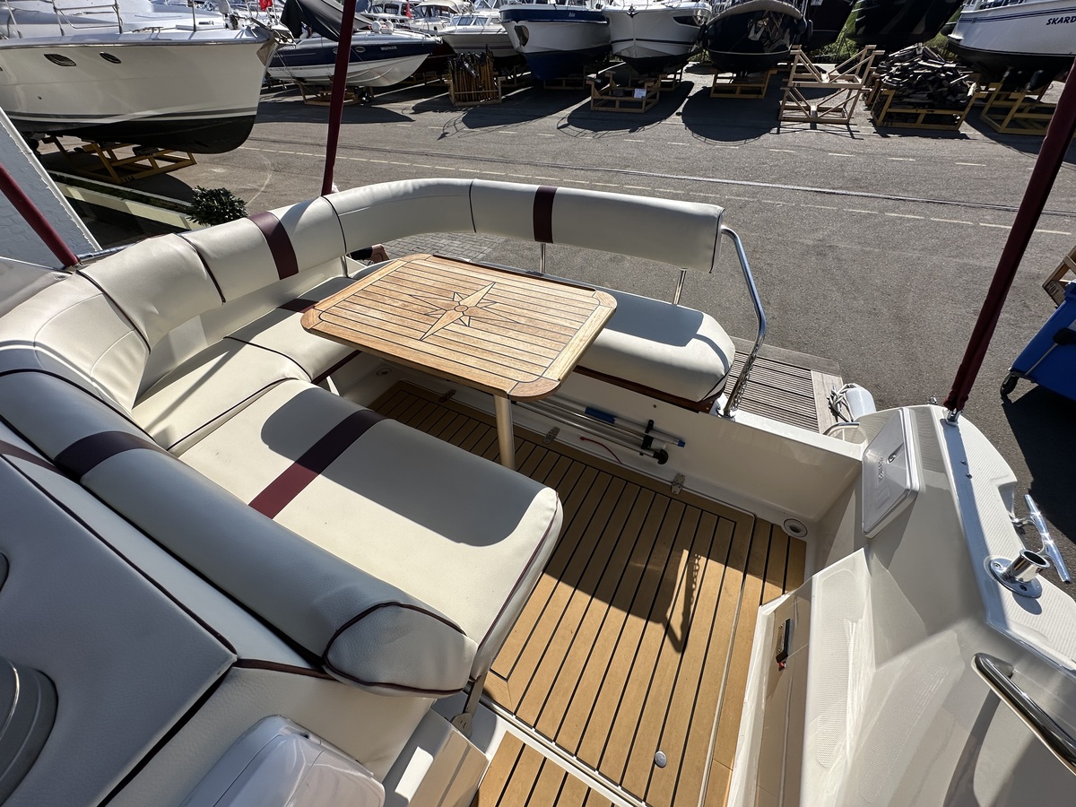 Maxum 2300 — foto 19 van 23
