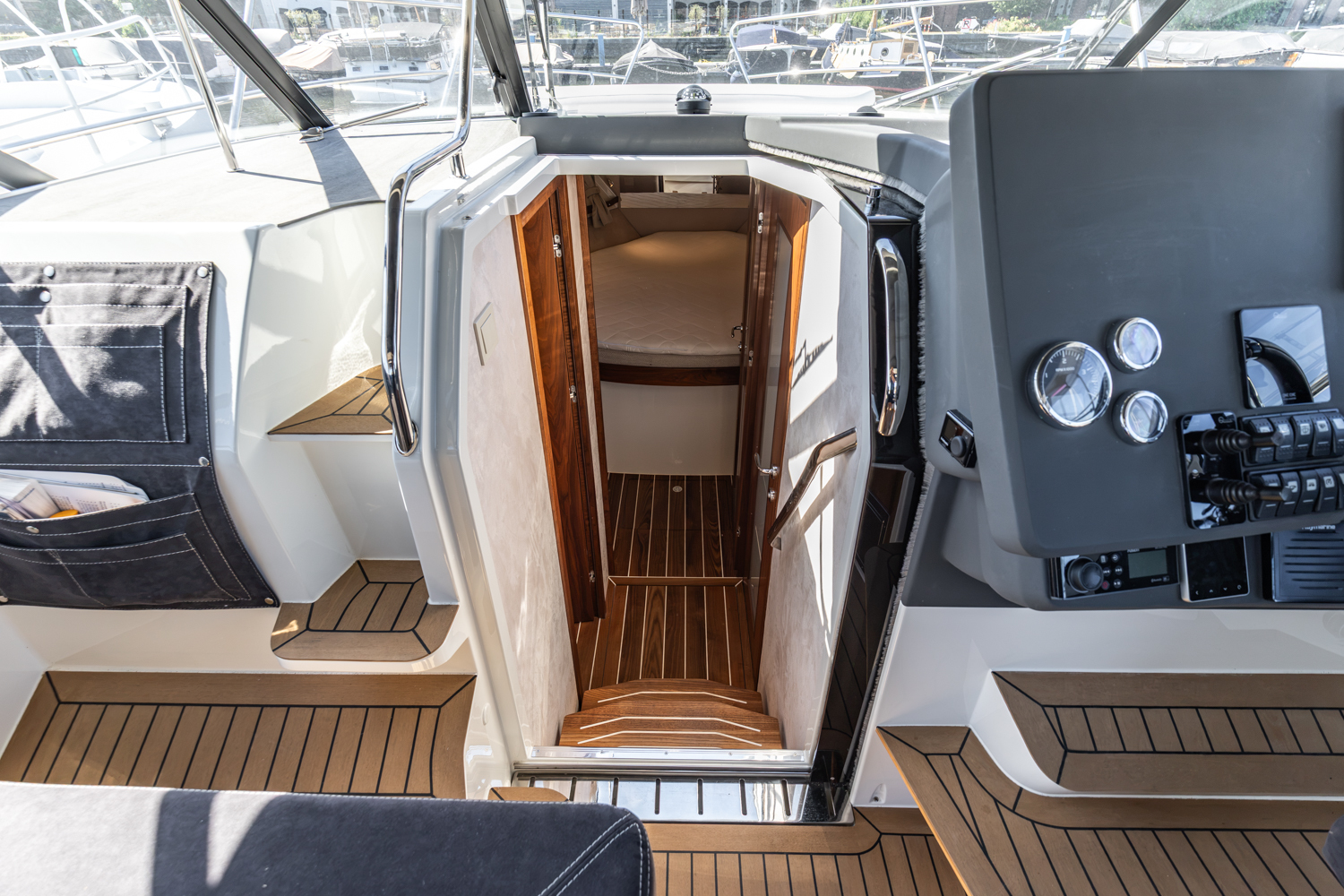 Marex 360 Cabriolet Cruiser — foto 26 van 30