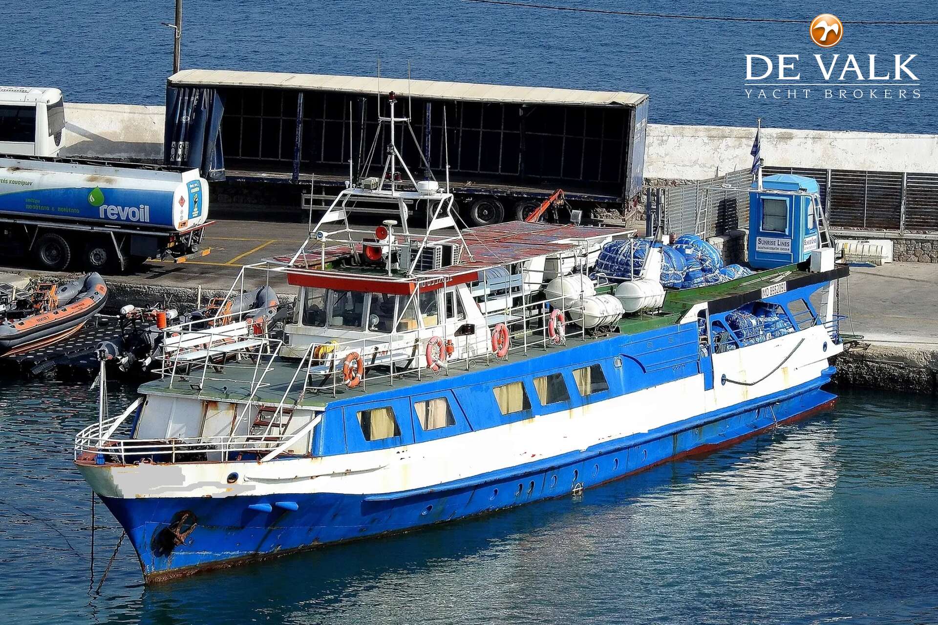 Day Passengers Ship Alexander Green 80 — foto 9 van 9