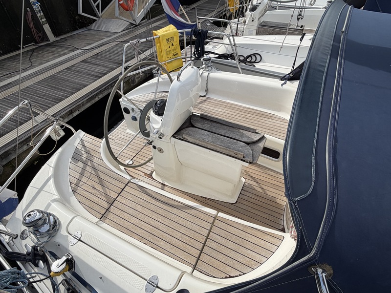 Bavaria 30 Cruiser — foto 32 van 39