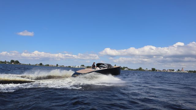 Outlaw 999 tender DE GROOTSTE SLOEPENSHOWROOM VAN NEDERLAND — foto 5 van 14