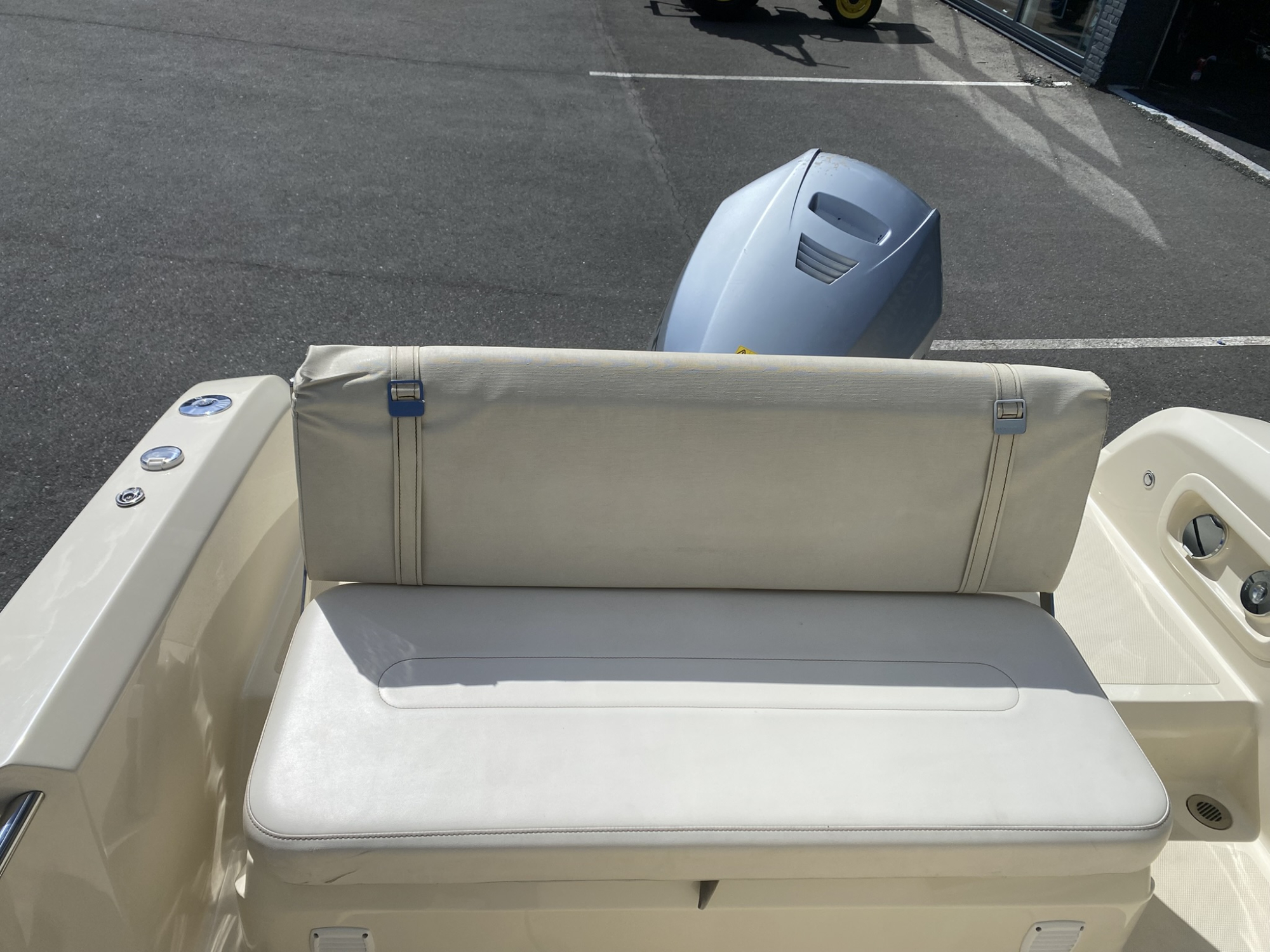 Invictus yachts Invictus 200FX met Honda 135 pk — foto 8 van 18