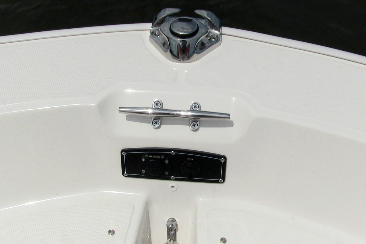 Boston Whaler 150 Montauk — foto 10 van 18