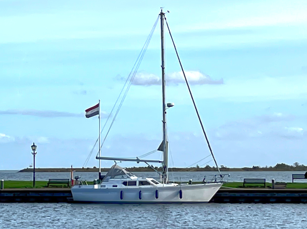 Trident Voyager 40