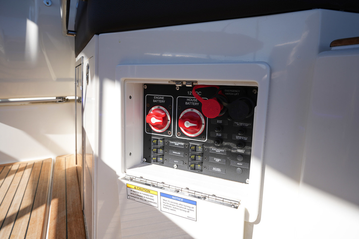 Sea Ray Sundancer 290 — foto 43 van 76