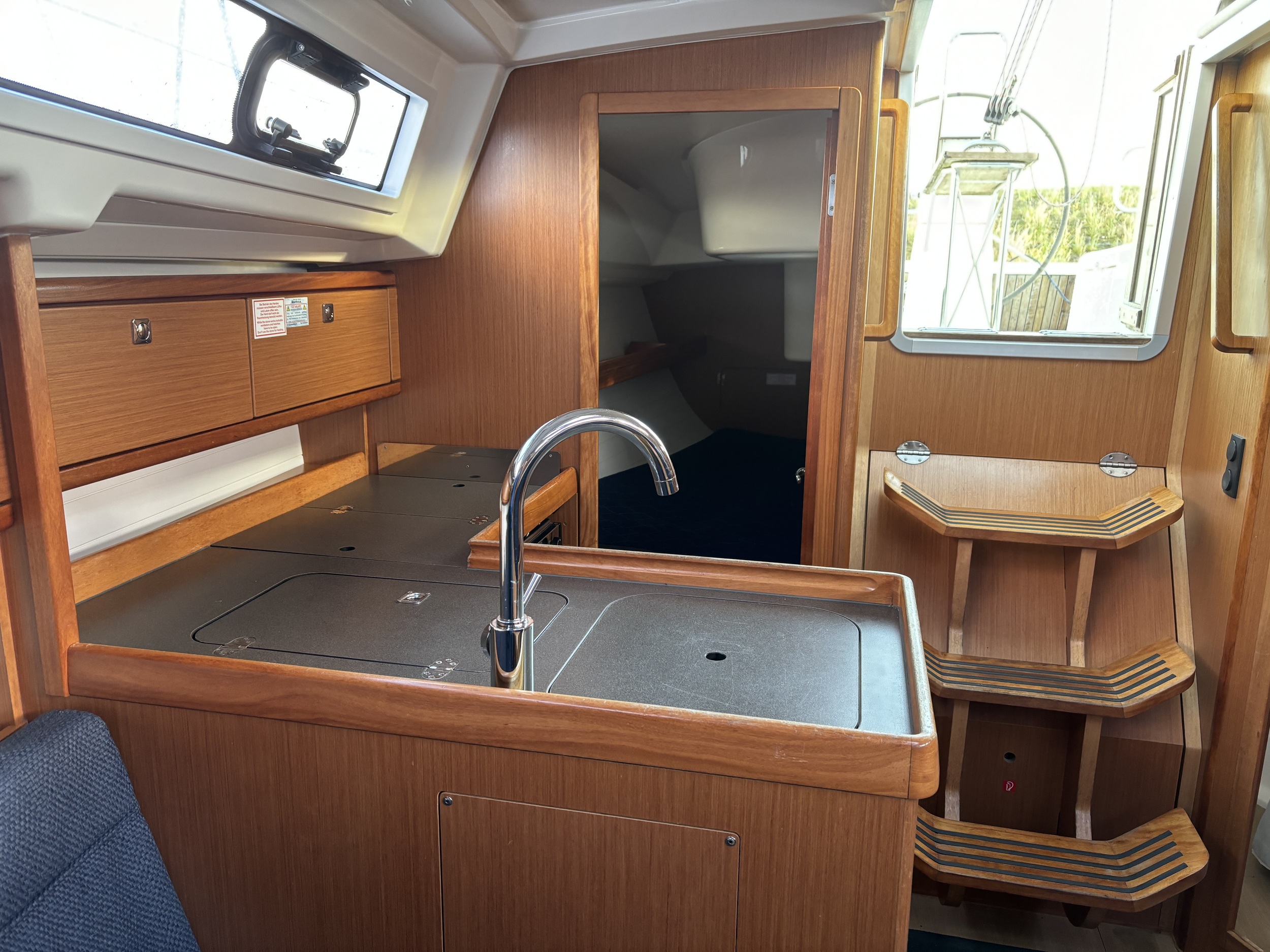 Bavaria 33 Cruiser — foto 19 van 25