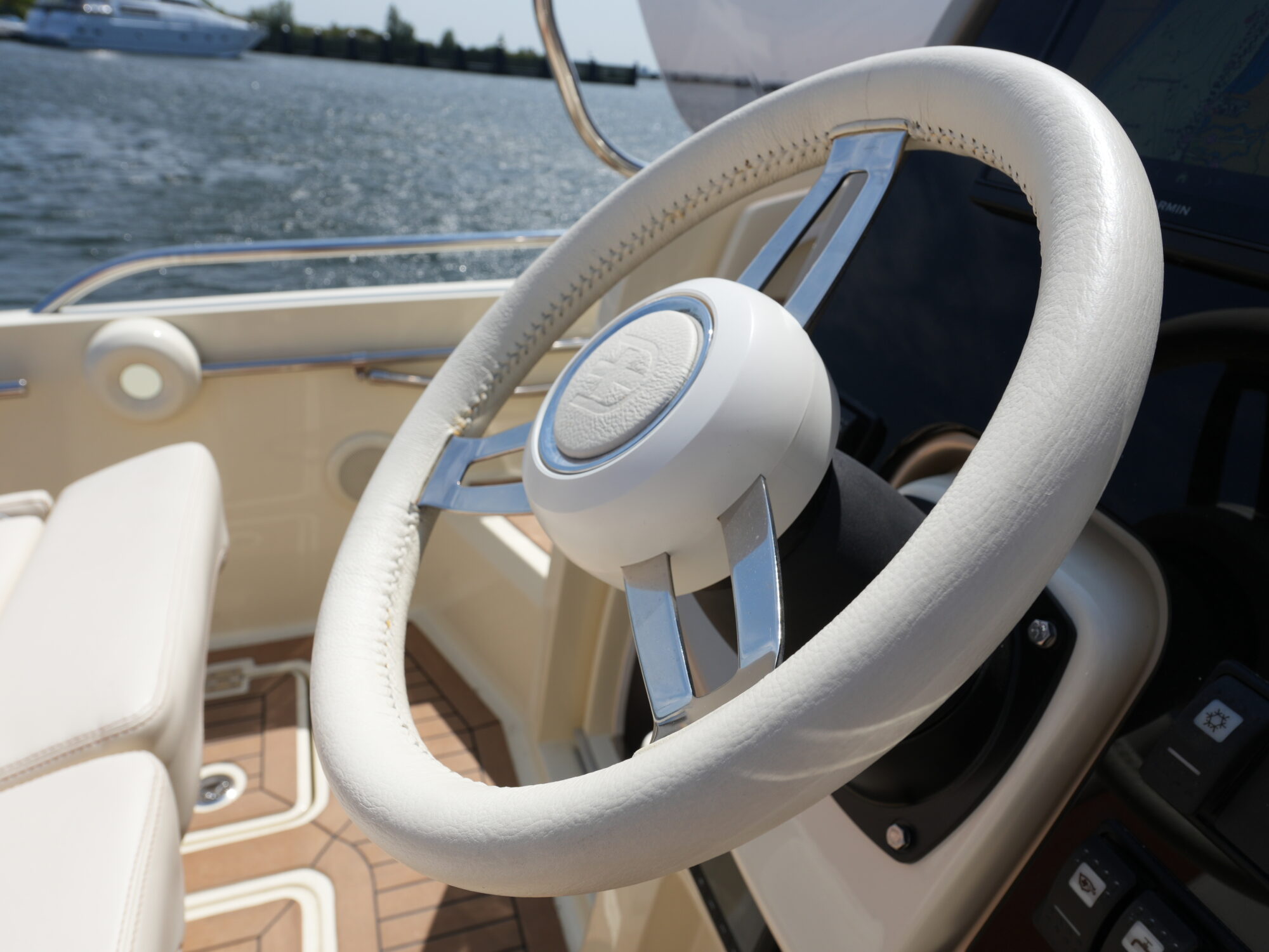 Invictus 270 CX — foto 20 van 38