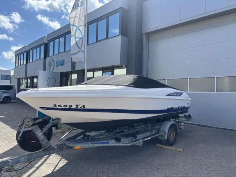 Wellcraft Excel 18SL