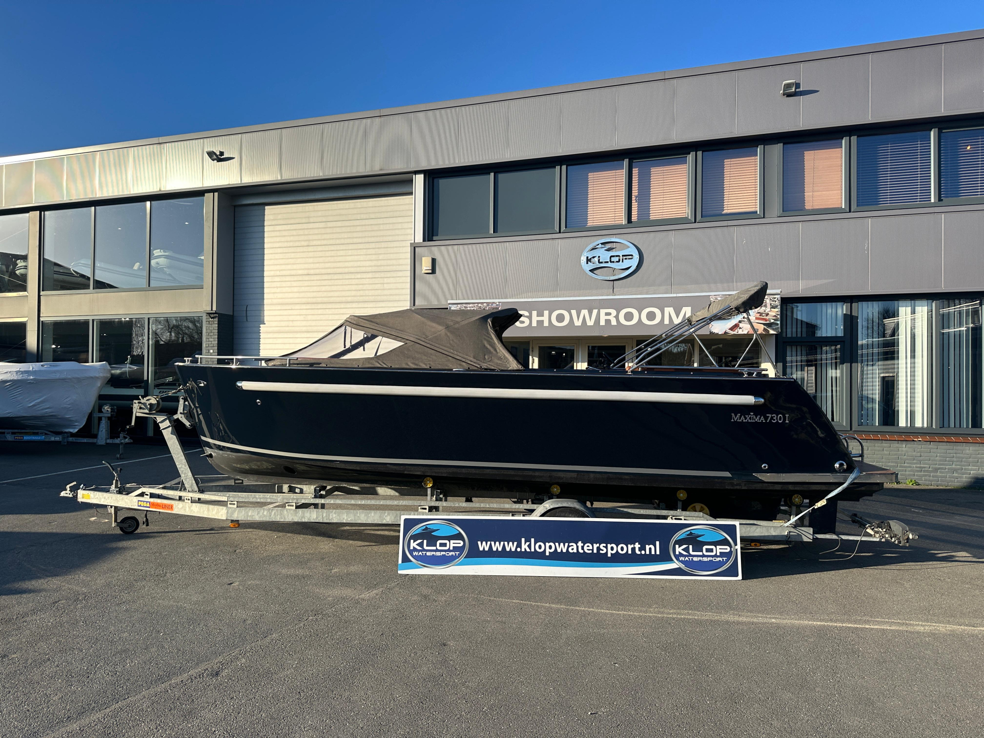 Maxima Boats Gebruikt  730I met vetus 52 pk