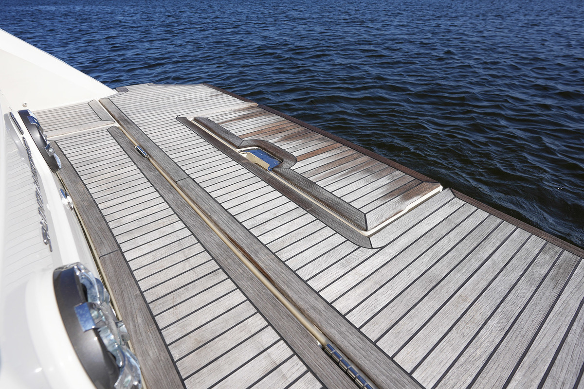 Sea Ray Sundancer 290 — foto 12 van 76