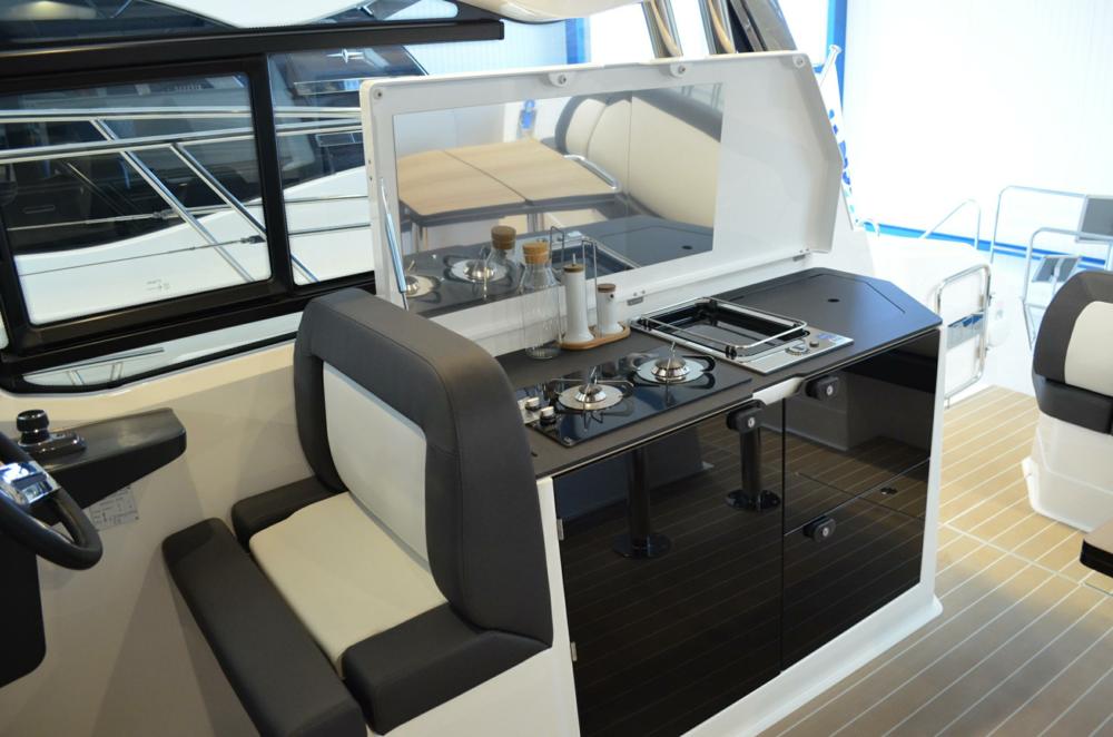 Bavaria SR38HT — foto 9 van 15