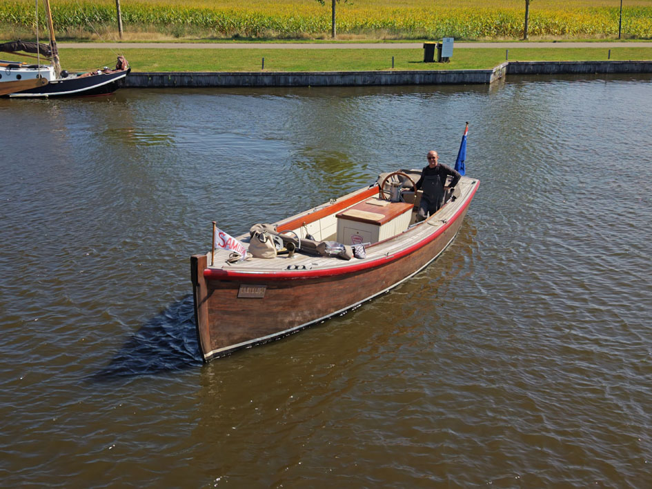 ex Marine Motorsloep 30 — foto 4 van 37
