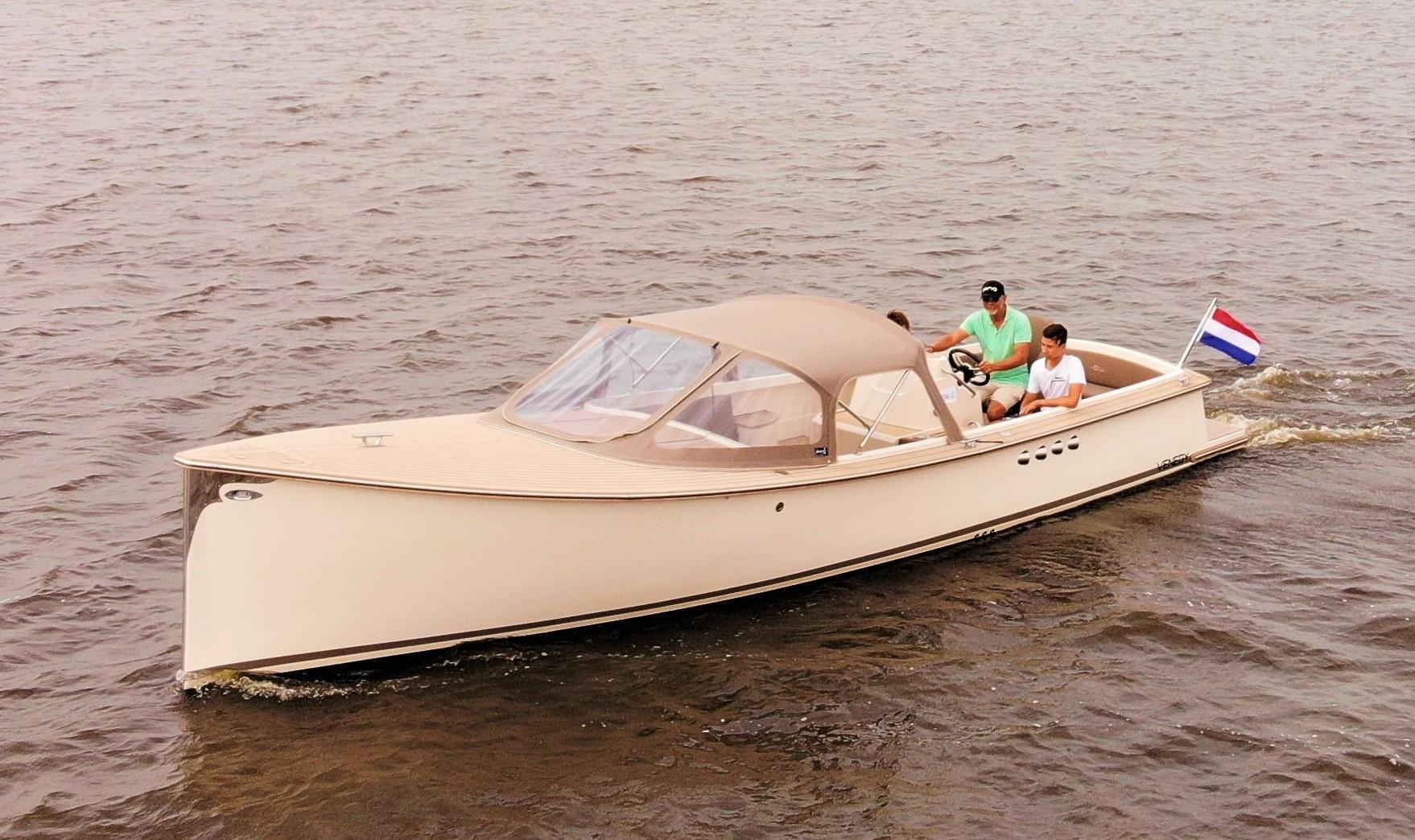 Venegy V30 Classic Cabin — foto 12 van 25