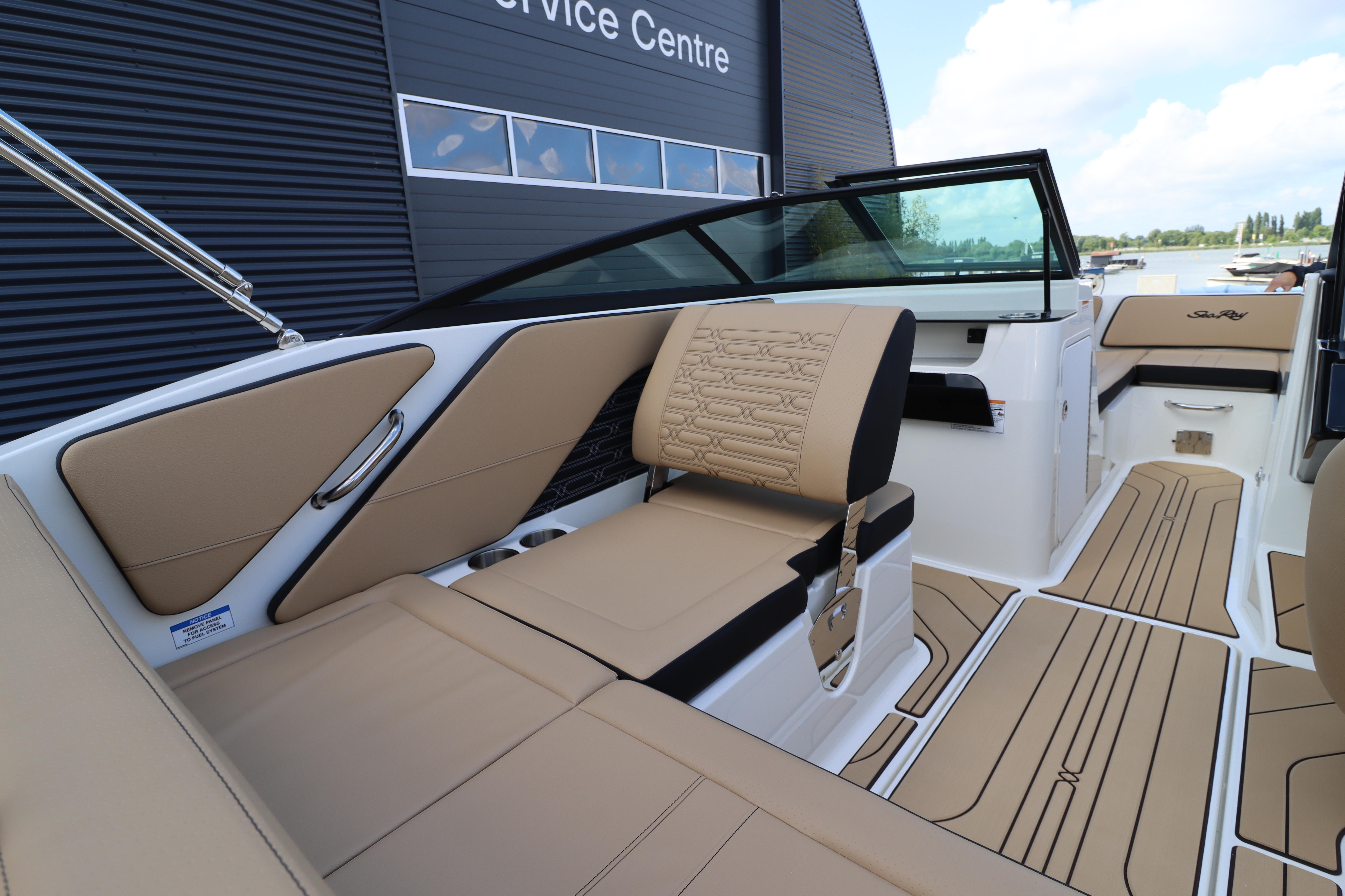 Sea Ray SPX 190 — foto 32 van 37